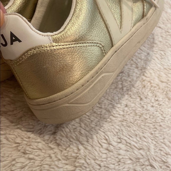 Veja Gold Sneakers - Picture 12 of 12